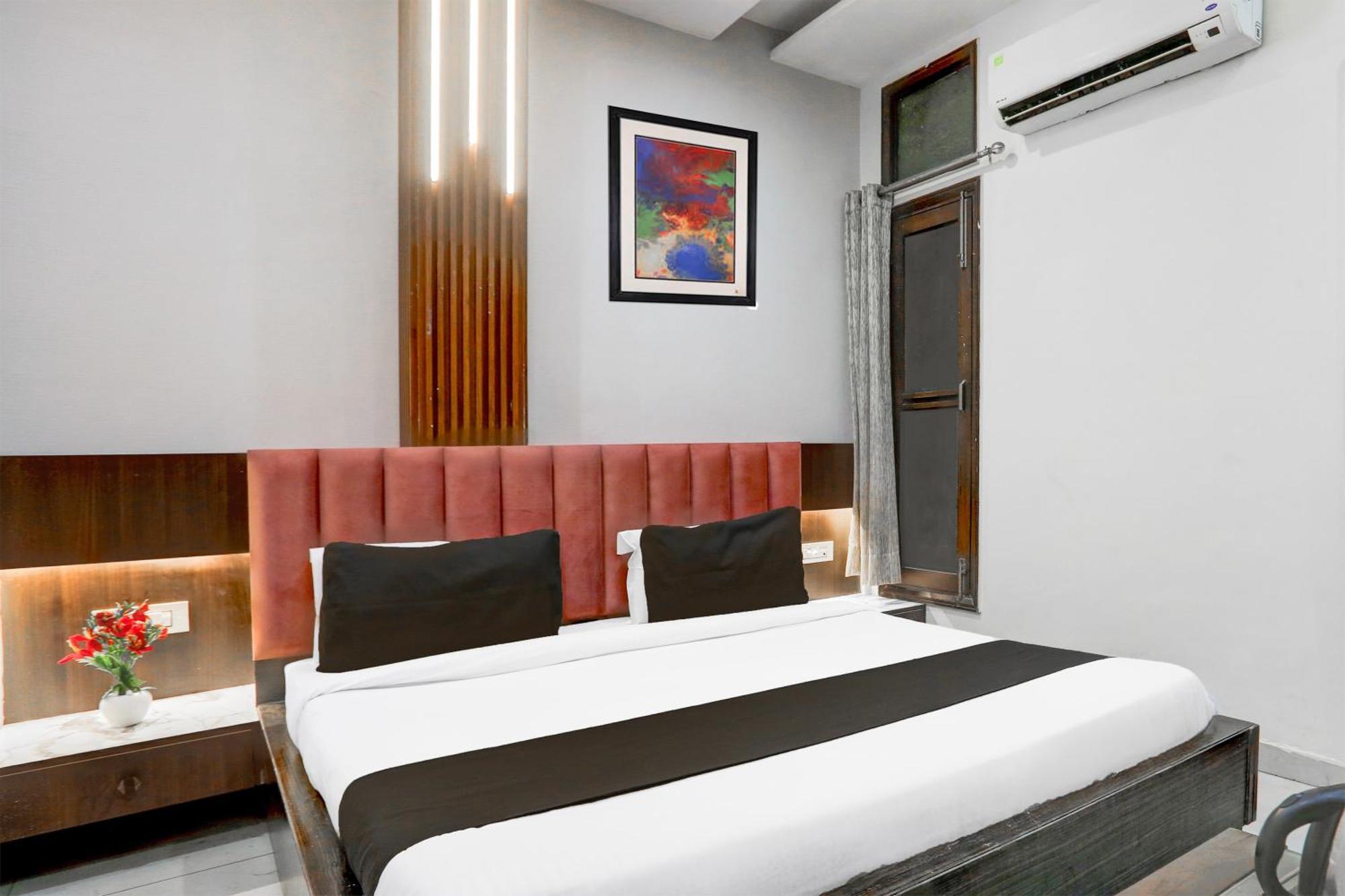 Super Collection O Railway Station Road Near Clock Tower Hotell Ludhiana Eksteriør bilde